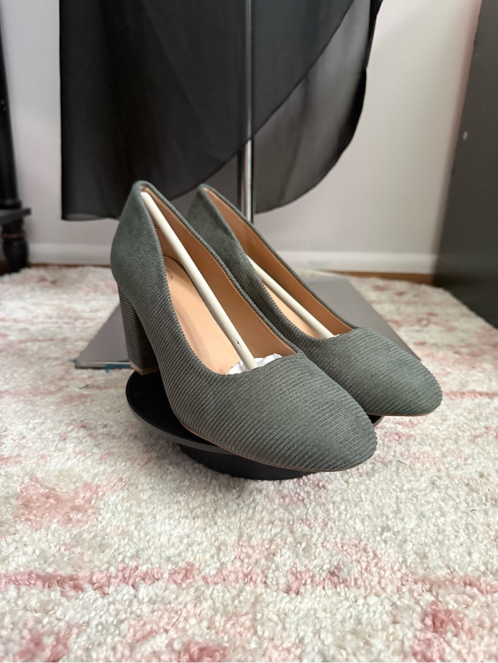 Journee Collection Olive GreenTextured Block Heel Pumps